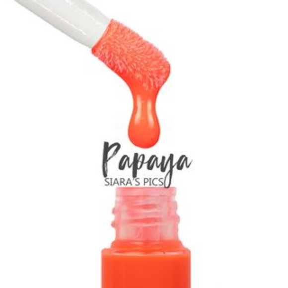 Papaya LipSense Moisturizing Gloss by SeneGence - Picture 2 of 3